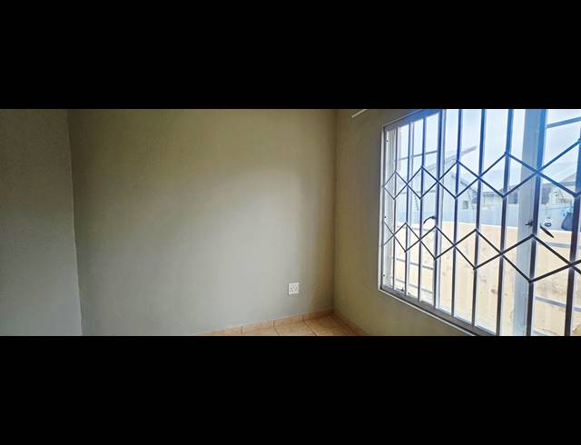 3 BEDROOM FREESTANDING TO LET IN BEN FLEUR